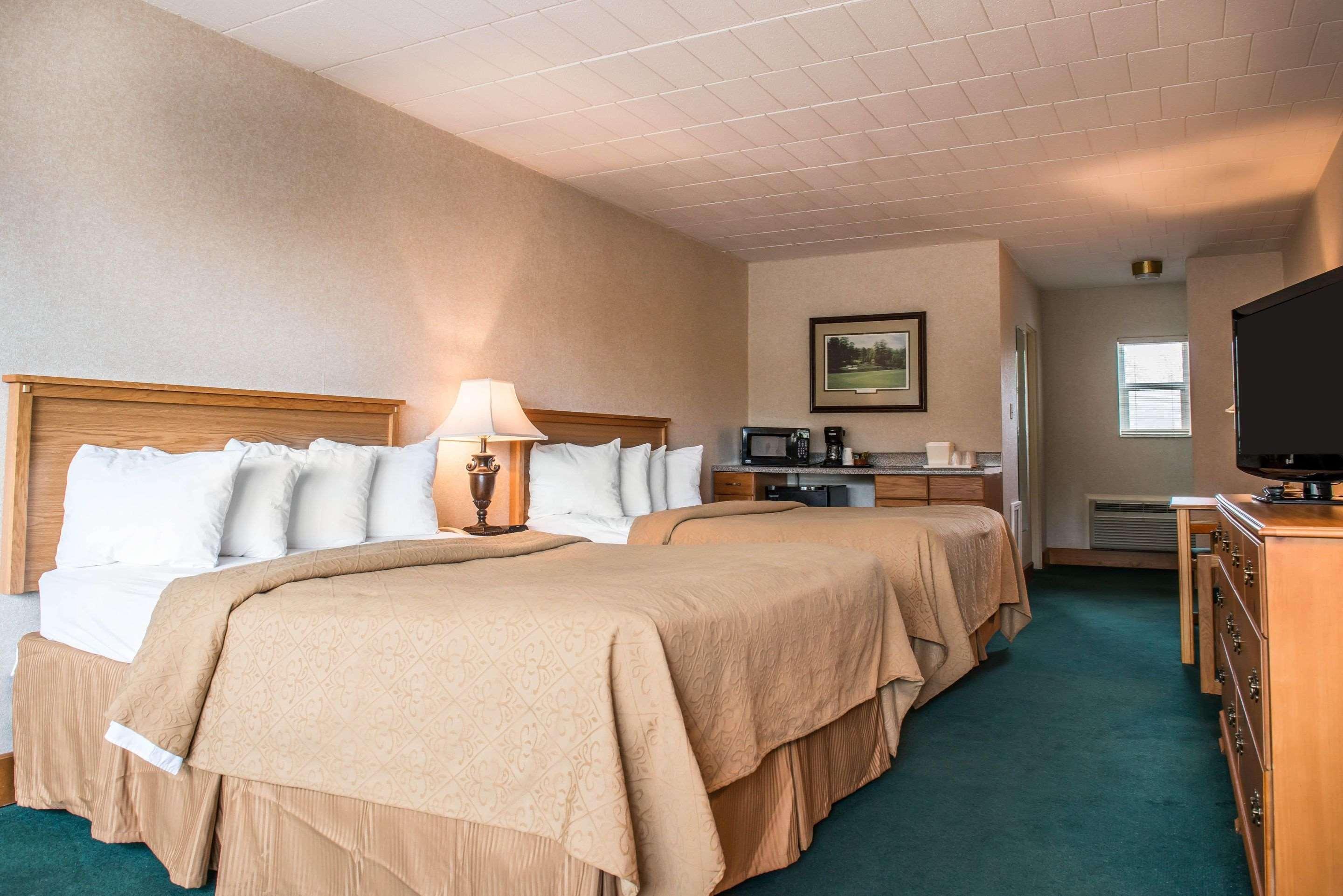 Quality Inn Pittsburgh Airport Oakdale Exterior foto